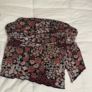 Shein Mesh Floral Tube Top
Never worn, like new